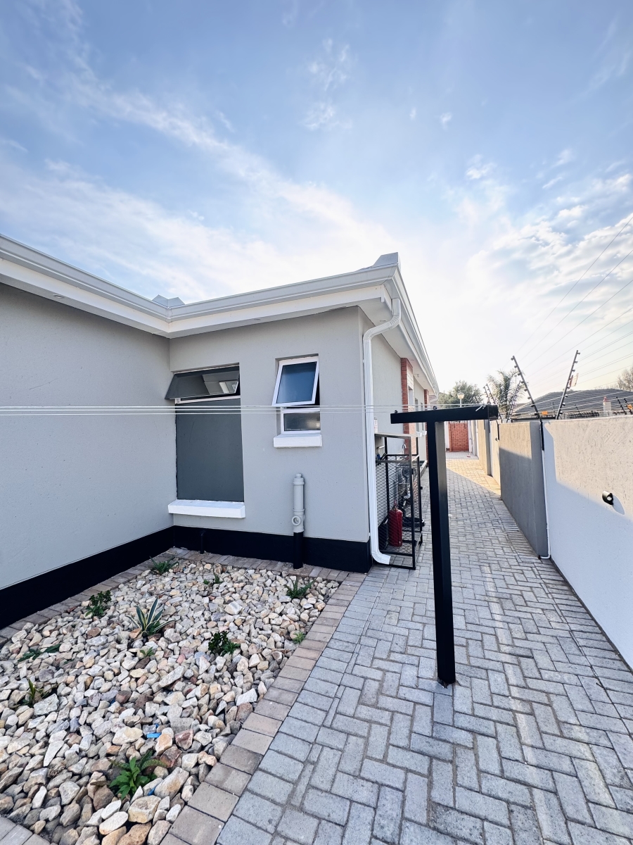 4 Bedroom Property for Sale in Aerorand Mpumalanga