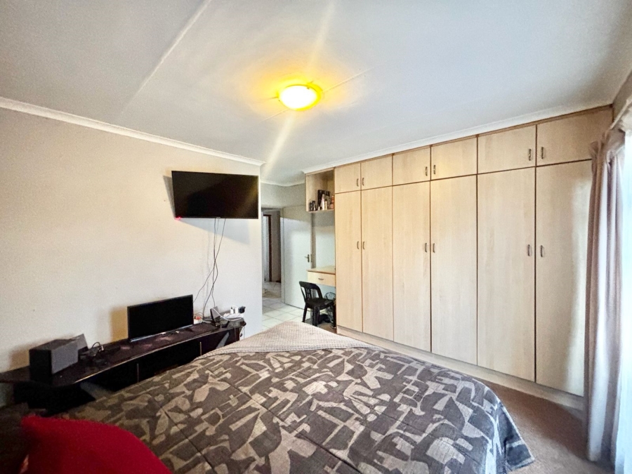 3 Bedroom Property for Sale in Noordrand Mpumalanga