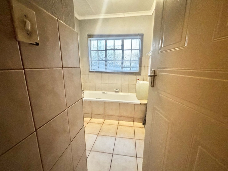 3 Bedroom Property for Sale in Noordrand Mpumalanga