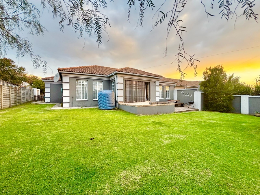 3 Bedroom Property for Sale in Noordrand Mpumalanga