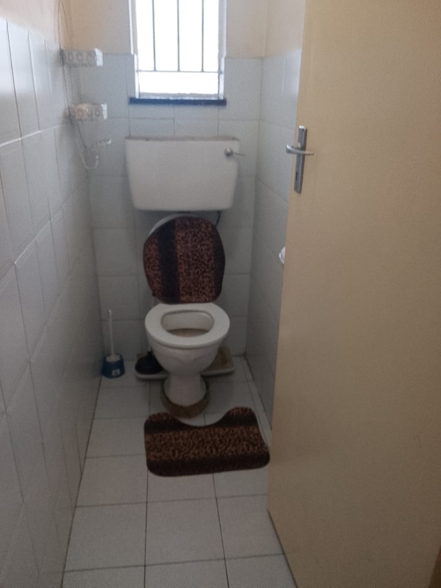 2 Bedroom Property for Sale in Witbank Ext 5 Mpumalanga