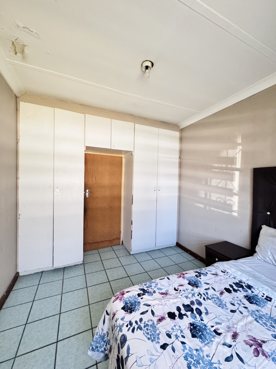 10 Bedroom Property for Sale in Witbank Ext 8 Mpumalanga