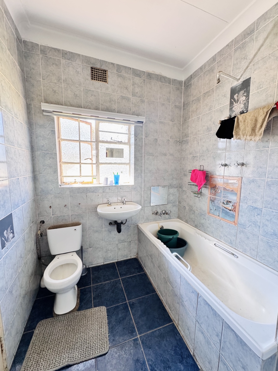 10 Bedroom Property for Sale in Witbank Ext 8 Mpumalanga