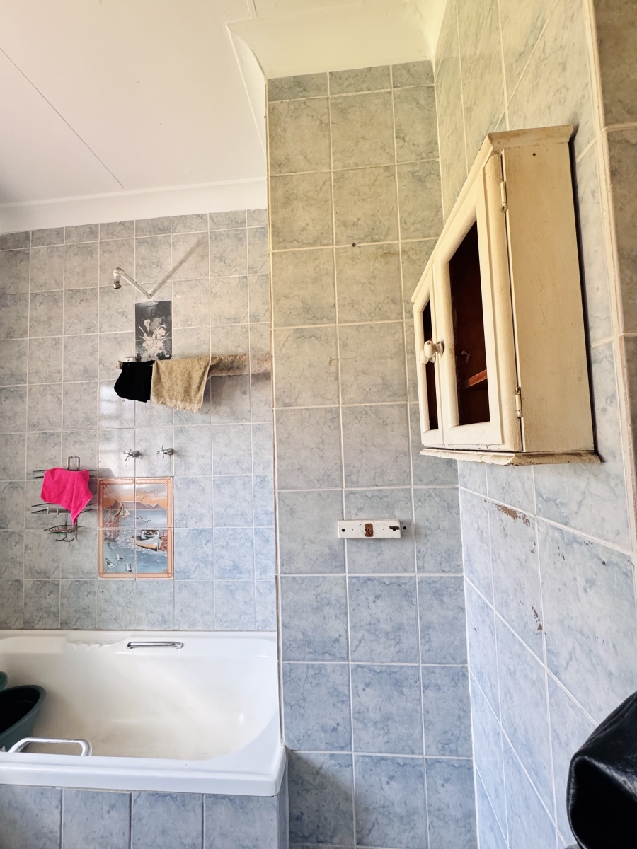 10 Bedroom Property for Sale in Witbank Ext 8 Mpumalanga