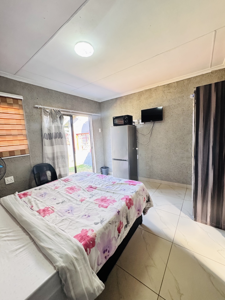 10 Bedroom Property for Sale in Witbank Ext 8 Mpumalanga