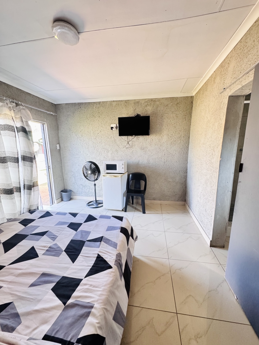 10 Bedroom Property for Sale in Witbank Ext 8 Mpumalanga