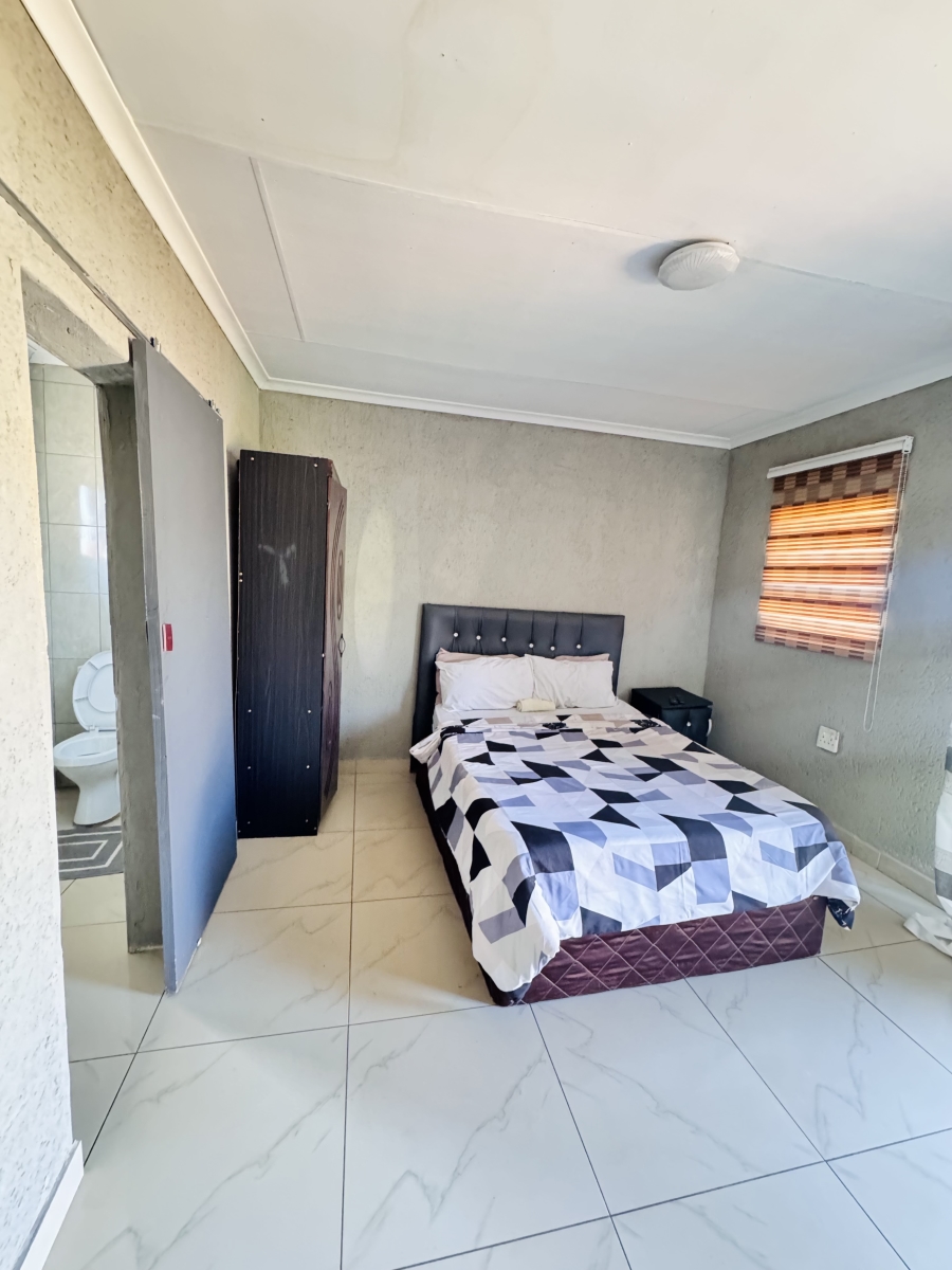 10 Bedroom Property for Sale in Witbank Ext 8 Mpumalanga