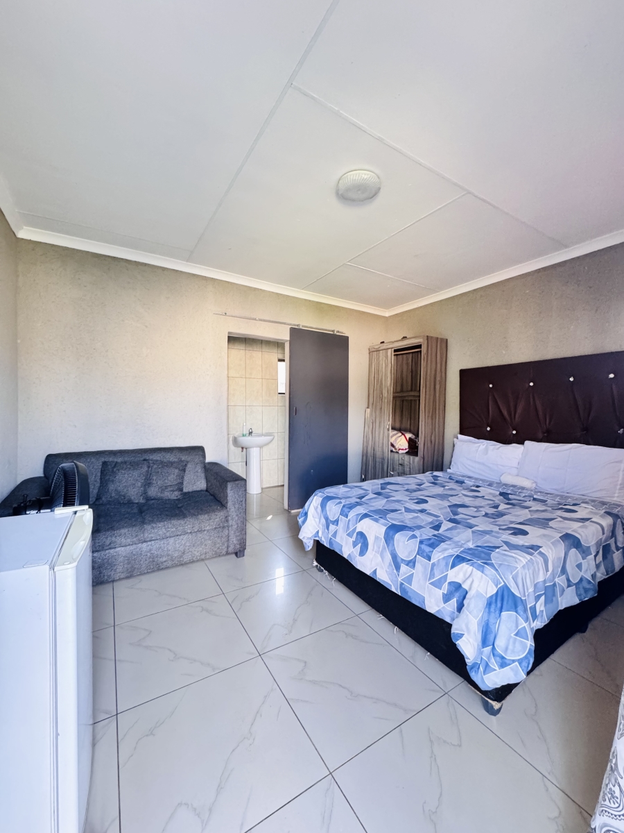 10 Bedroom Property for Sale in Witbank Ext 8 Mpumalanga