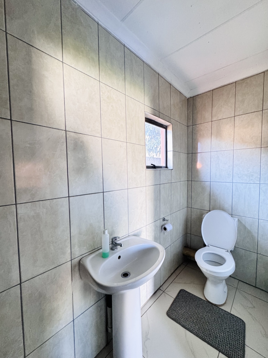 10 Bedroom Property for Sale in Witbank Ext 8 Mpumalanga