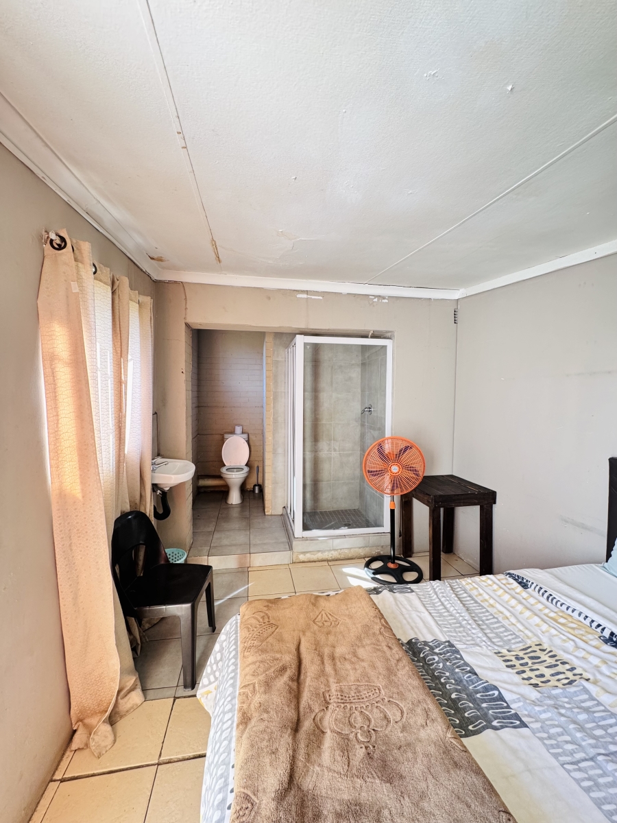 10 Bedroom Property for Sale in Witbank Ext 8 Mpumalanga