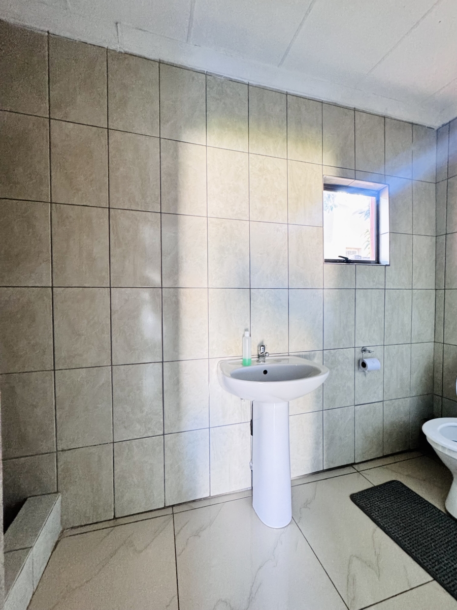 10 Bedroom Property for Sale in Witbank Ext 8 Mpumalanga