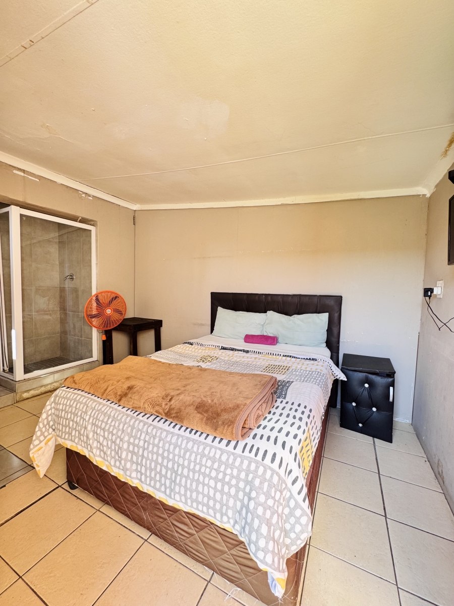 10 Bedroom Property for Sale in Witbank Ext 8 Mpumalanga