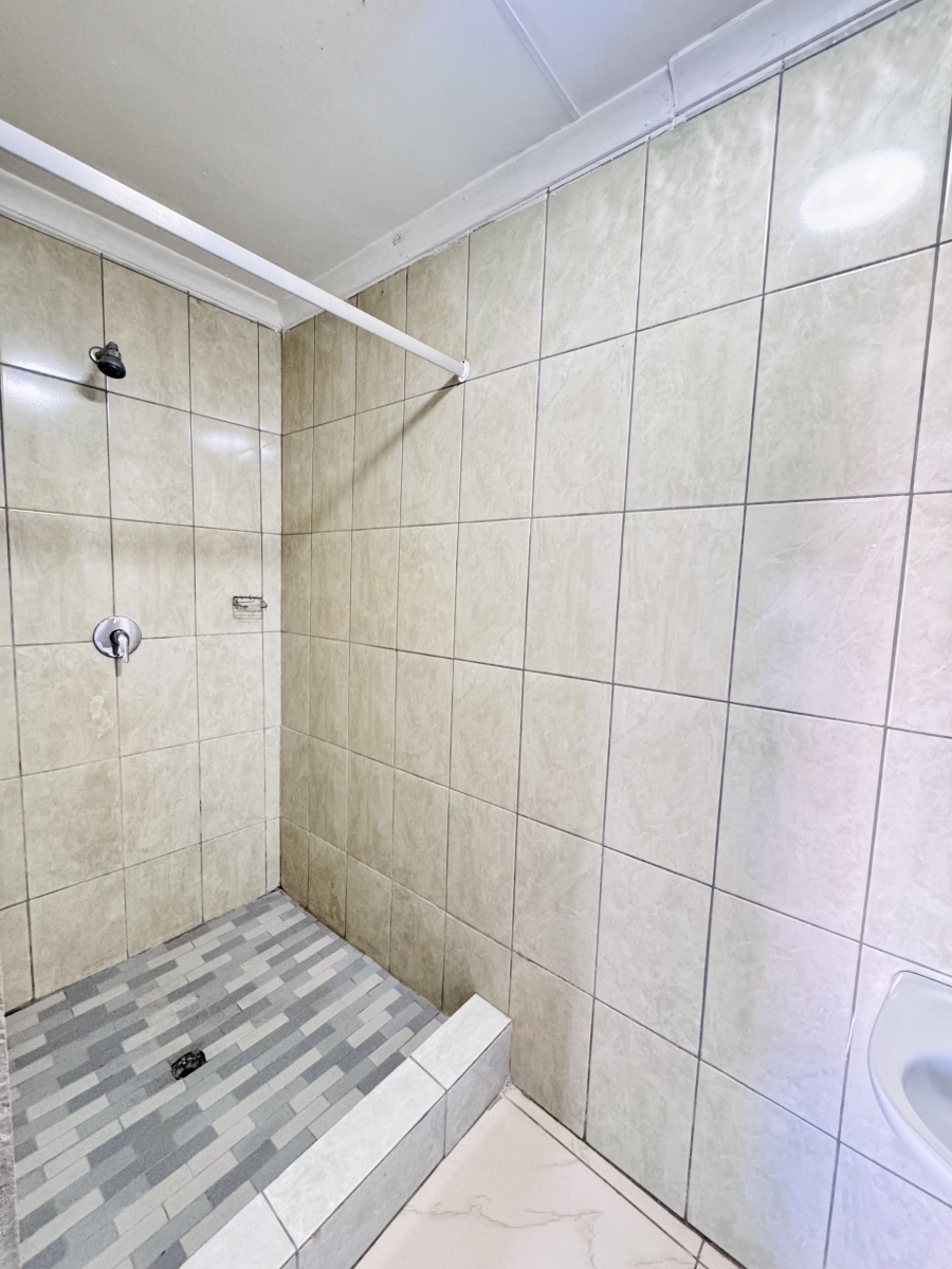 10 Bedroom Property for Sale in Witbank Ext 8 Mpumalanga