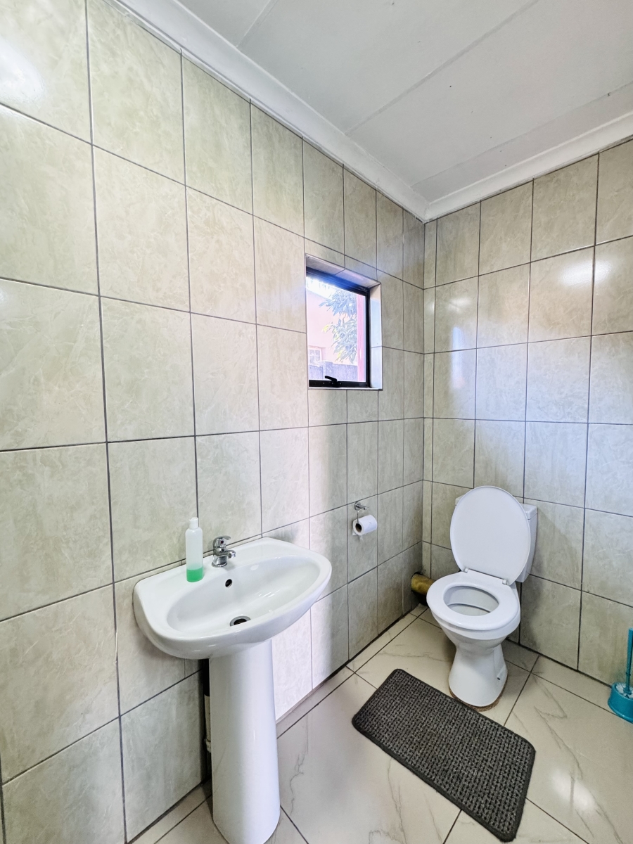 10 Bedroom Property for Sale in Witbank Ext 8 Mpumalanga