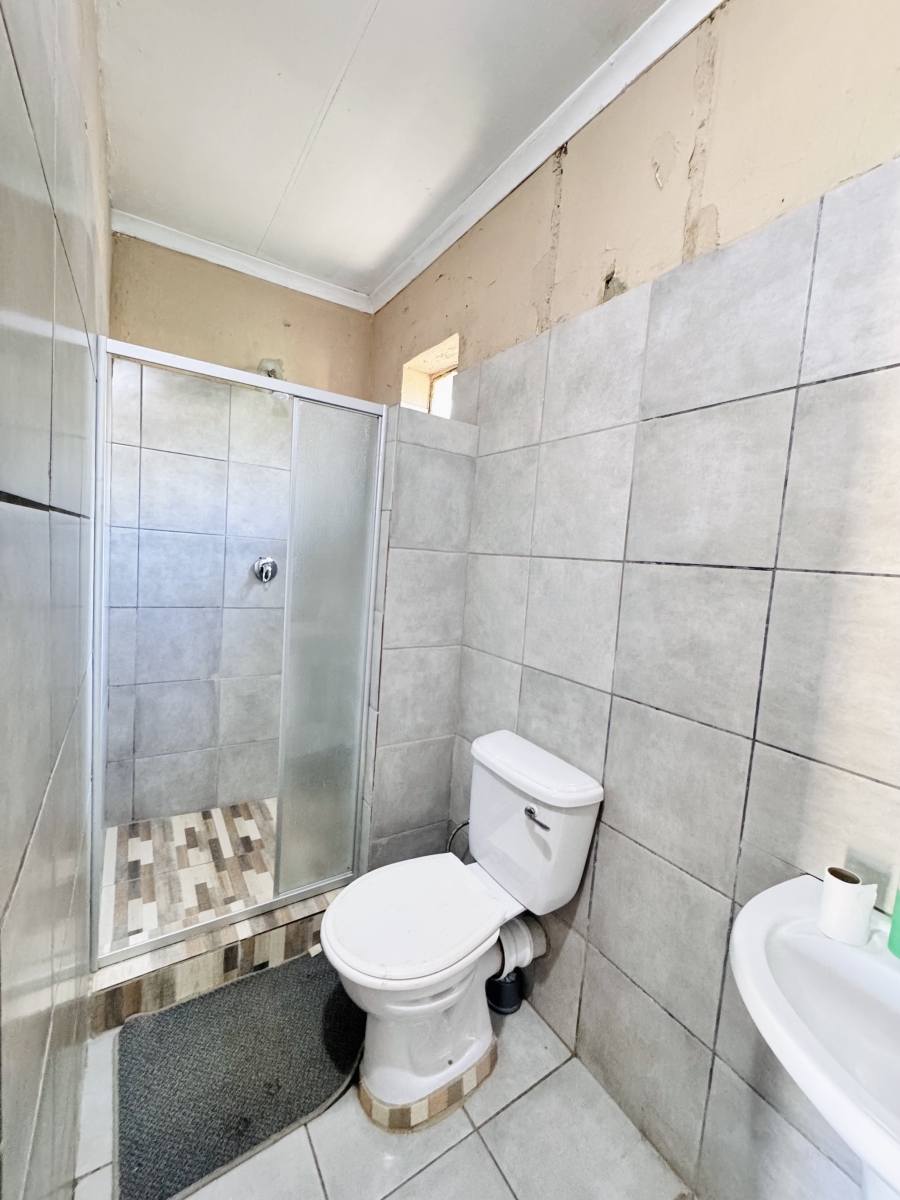 10 Bedroom Property for Sale in Witbank Ext 8 Mpumalanga
