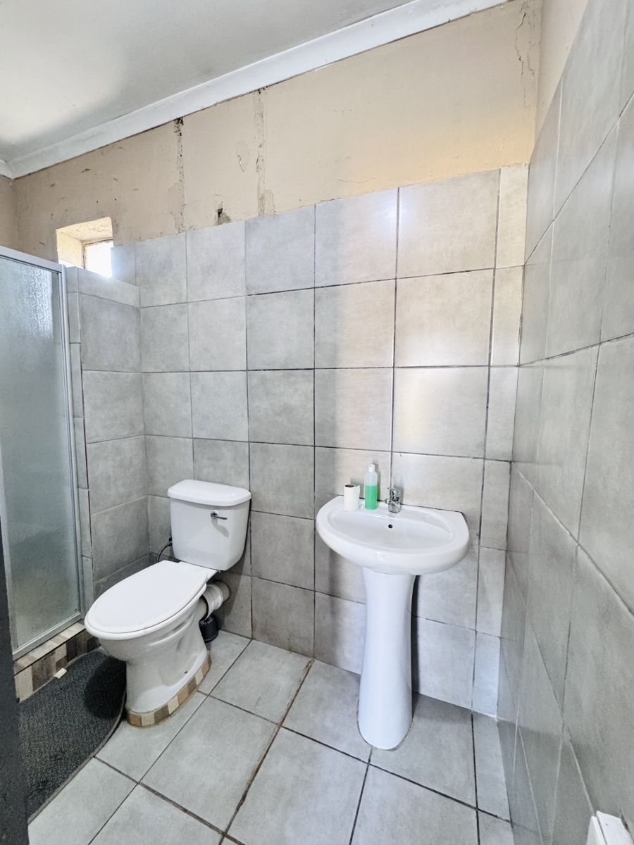 10 Bedroom Property for Sale in Witbank Ext 8 Mpumalanga
