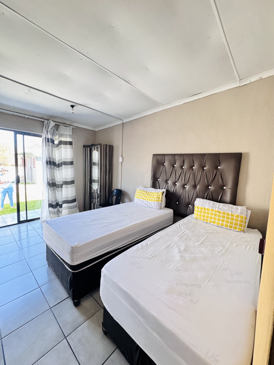 10 Bedroom Property for Sale in Witbank Ext 8 Mpumalanga