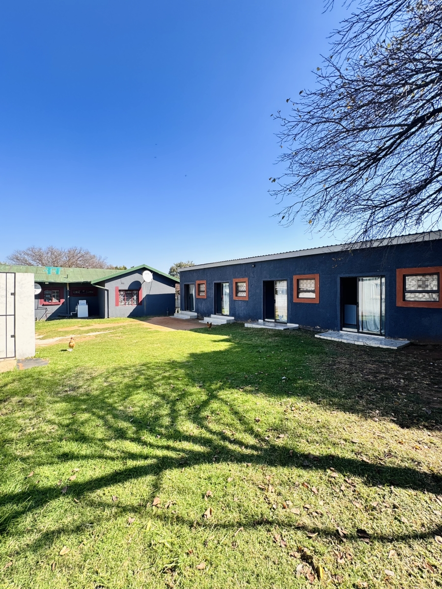 10 Bedroom Property for Sale in Witbank Ext 8 Mpumalanga