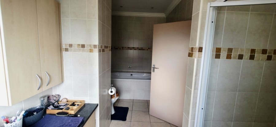 4 Bedroom Property for Sale in Ben Fleur Mpumalanga