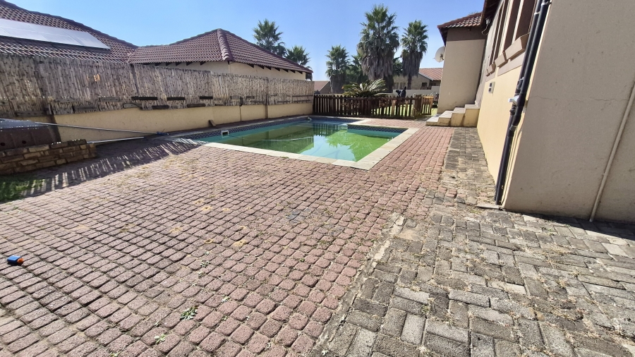 3 Bedroom Property for Sale in Model Park Mpumalanga