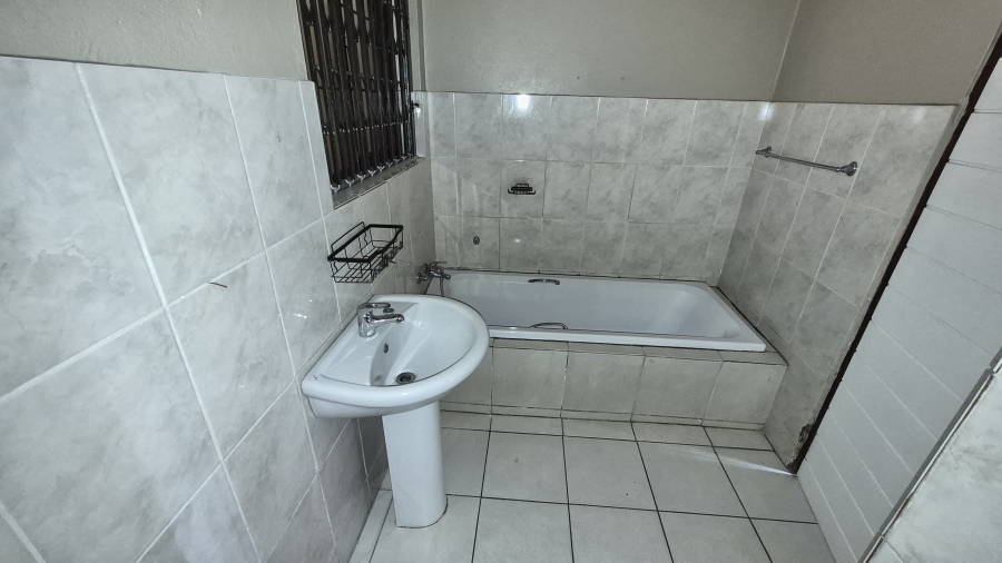 3 Bedroom Property for Sale in Model Park Mpumalanga