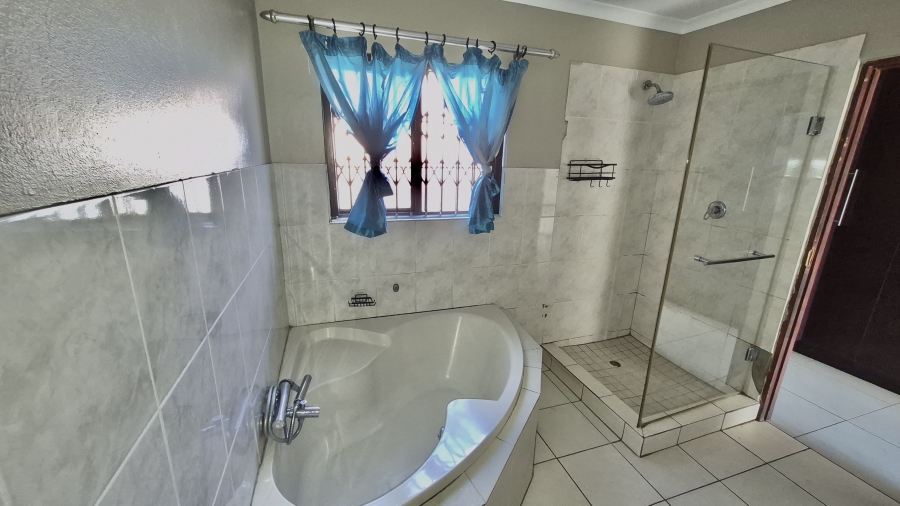 3 Bedroom Property for Sale in Model Park Mpumalanga