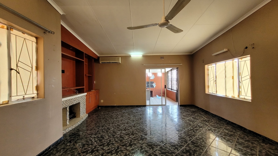 5 Bedroom Property for Sale in Sonheuwel Mpumalanga