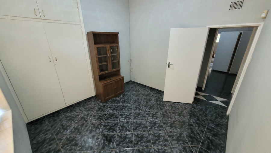 5 Bedroom Property for Sale in Sonheuwel Mpumalanga