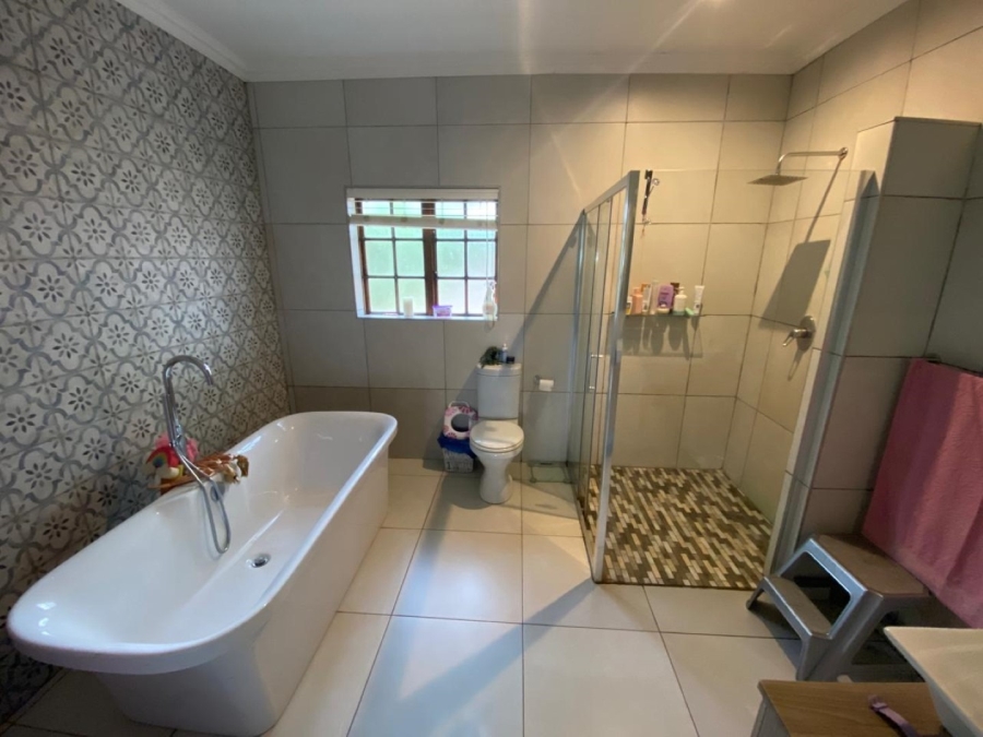 4 Bedroom Property for Sale in White River Estates Mpumalanga