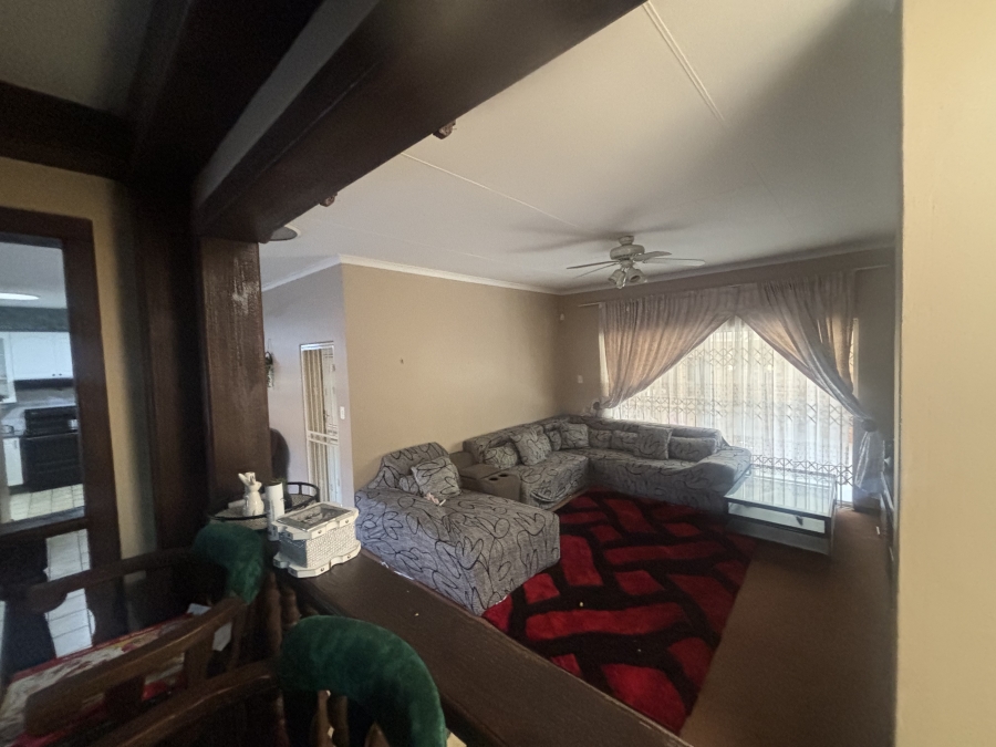 3 Bedroom Property for Sale in Ben Fleur Mpumalanga