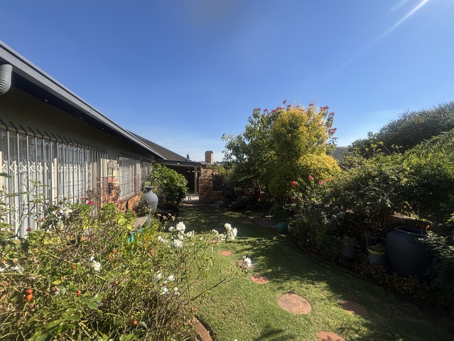3 Bedroom Property for Sale in Ben Fleur Mpumalanga