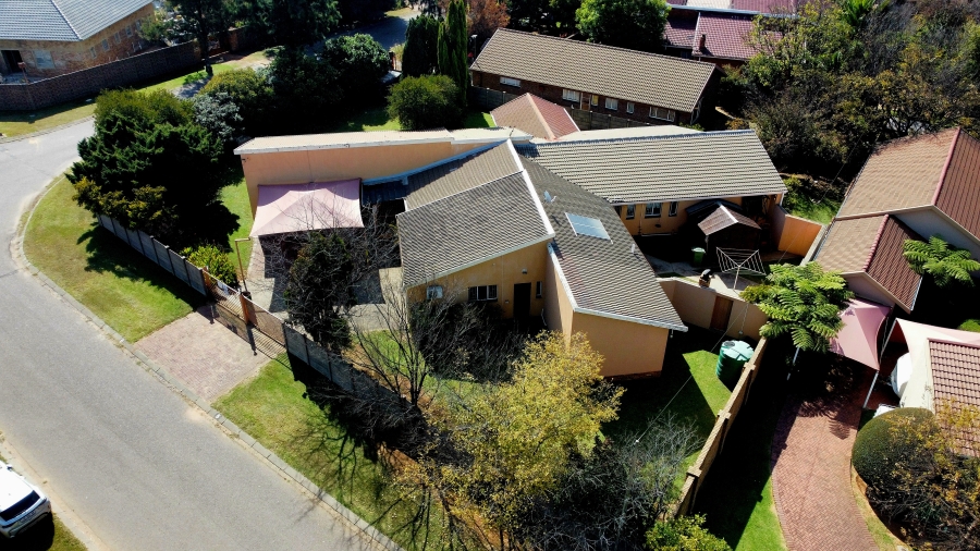4 Bedroom Property for Sale in Ben Fleur Mpumalanga
