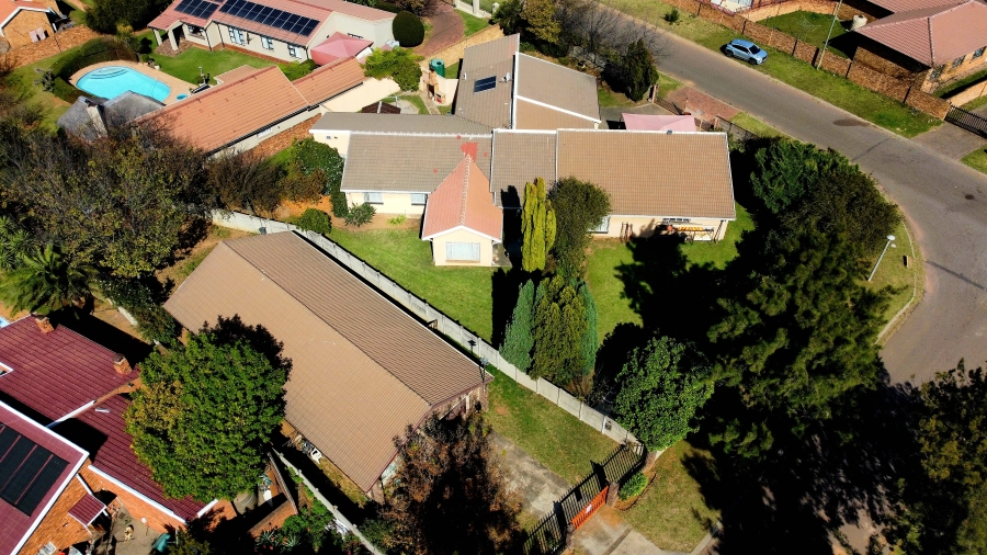 4 Bedroom Property for Sale in Ben Fleur Mpumalanga