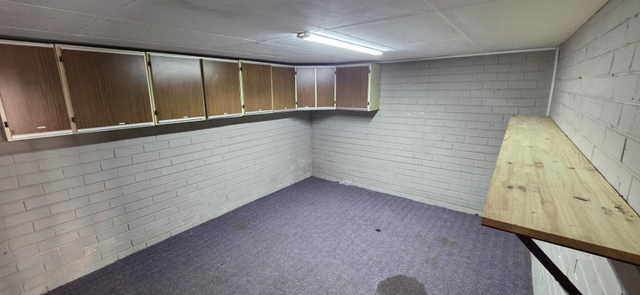 To Let Commercial Property for Rent in Sonheuwel Mpumalanga