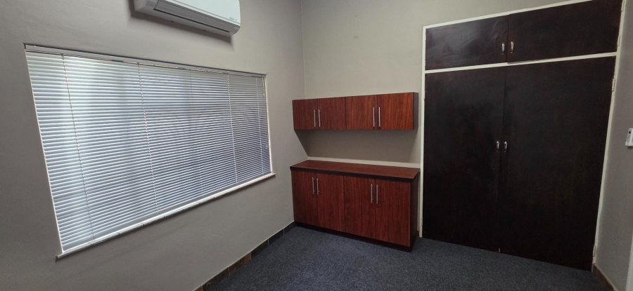 To Let Commercial Property for Rent in Sonheuwel Mpumalanga