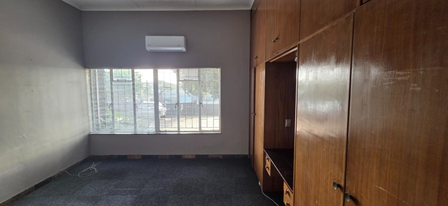 To Let Commercial Property for Rent in Sonheuwel Mpumalanga
