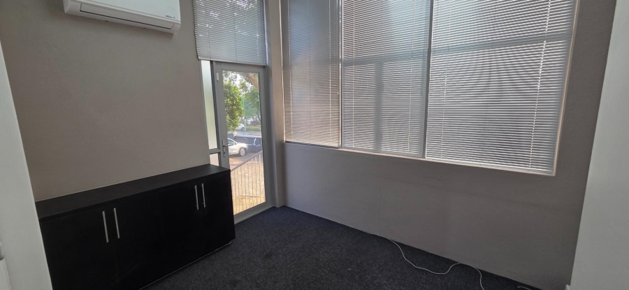 To Let Commercial Property for Rent in Sonheuwel Mpumalanga