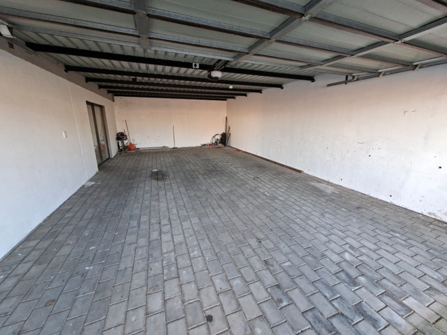 To Let 3 Bedroom Property for Rent in Terra Nova Mpumalanga