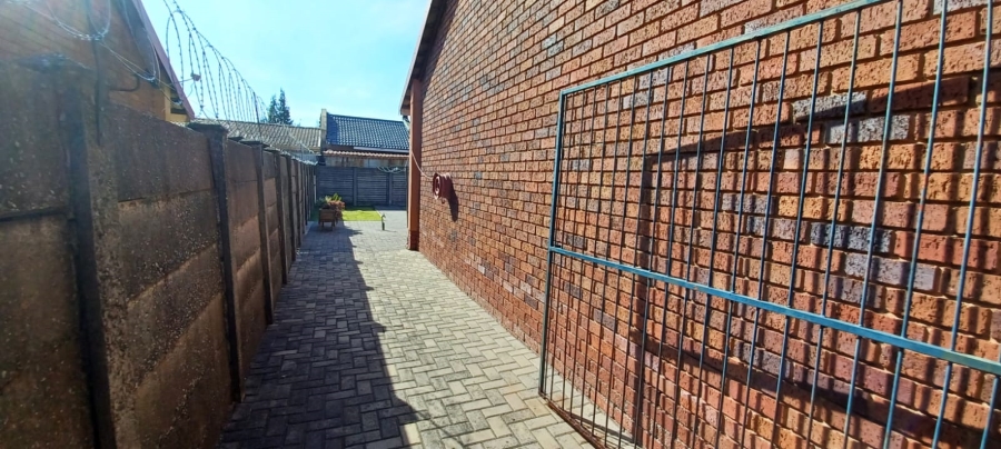 3 Bedroom Property for Sale in Secunda Mpumalanga
