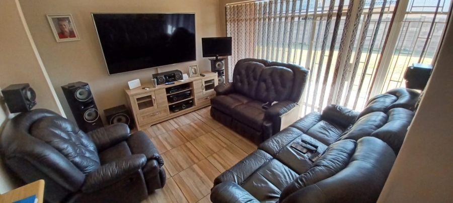 3 Bedroom Property for Sale in Secunda Mpumalanga