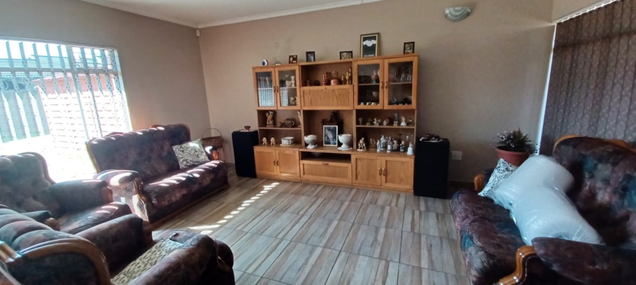 3 Bedroom Property for Sale in Secunda Mpumalanga