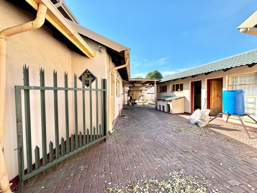 4 Bedroom Property for Sale in Secunda Mpumalanga