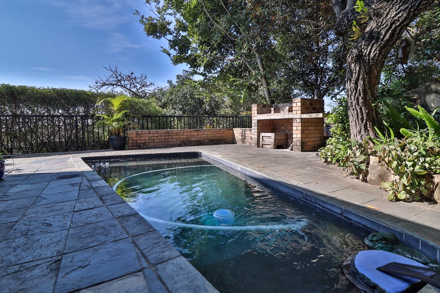 2 Bedroom Property for Sale in Sonheuwel Ext 1 Mpumalanga