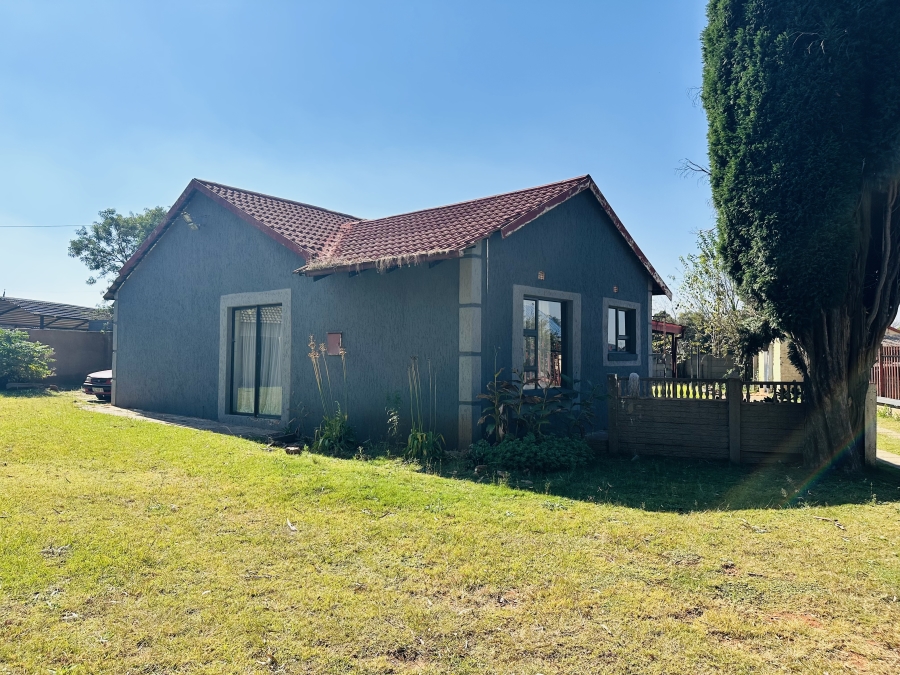 4 Bedroom Property for Sale in Tasbet Park Ext 2 Mpumalanga