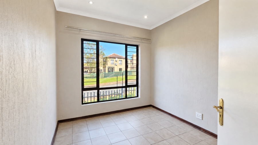 3 Bedroom Property for Sale in Riverside Park Mpumalanga
