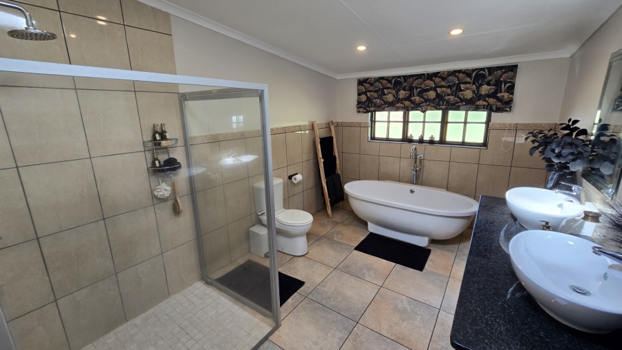 4 Bedroom Property for Sale in White River Rural Mpumalanga
