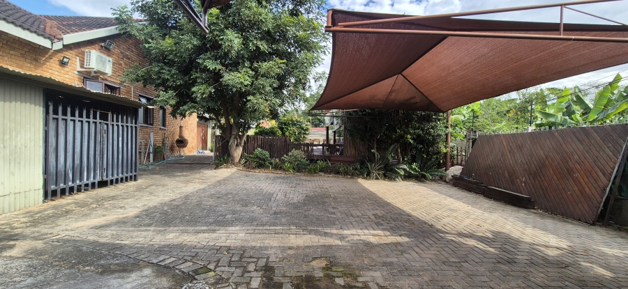 5 Bedroom Property for Sale in West Acres Mpumalanga