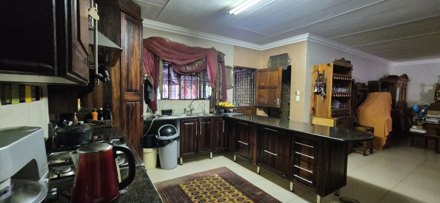 5 Bedroom Property for Sale in West Acres Mpumalanga