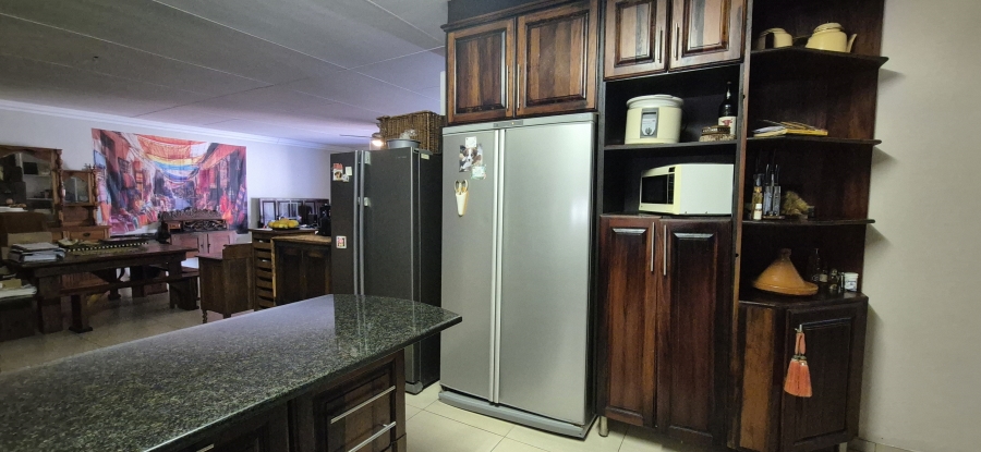 5 Bedroom Property for Sale in West Acres Mpumalanga