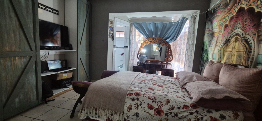 5 Bedroom Property for Sale in West Acres Mpumalanga